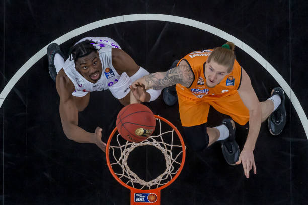 法国与克罗 法国与克罗