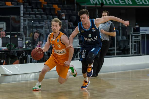 像胡金秋这 像胡金秋这